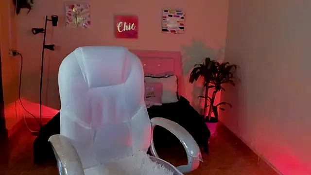 keyla roberts777 online show from 02-15-25, 10:22