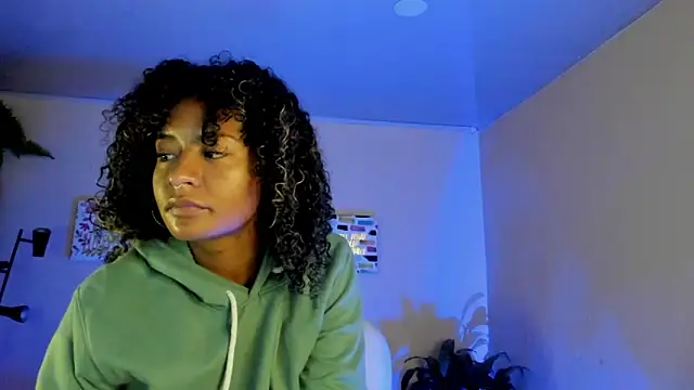 keyla roberts777 online show from 02-21-25, 05:46