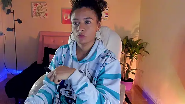 keyla roberts777 online show from 02-26-25, 04:25