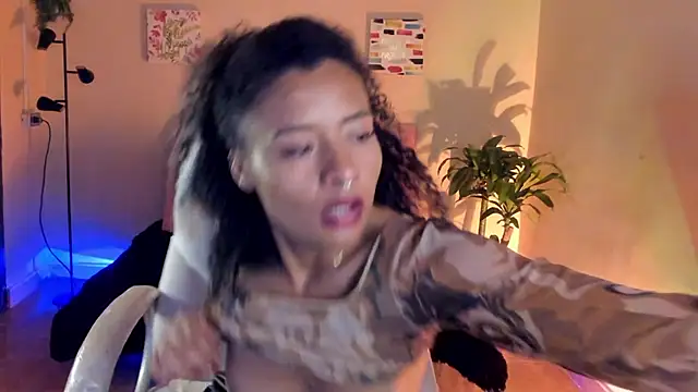 keyla roberts777 online show from 02-26-25, 11:26
