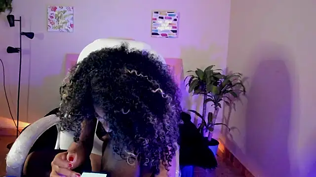 keyla roberts777 online show from 03-06-25, 01:05