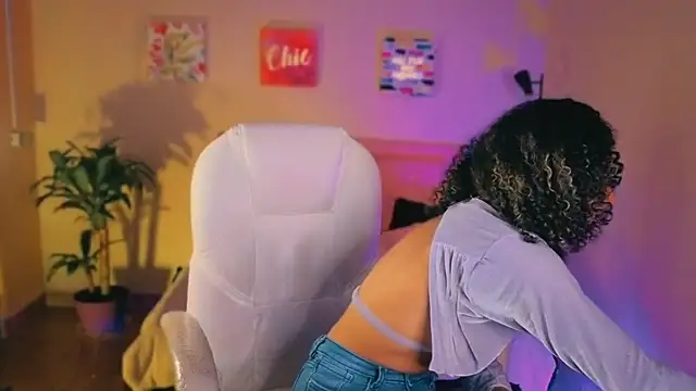 keyla roberts777 online show from 03-18-25, 11:20