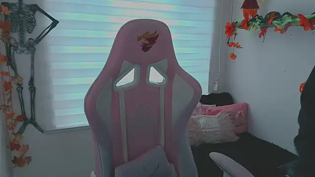 keyla roberts777 online show from 10-16-25, 04:52