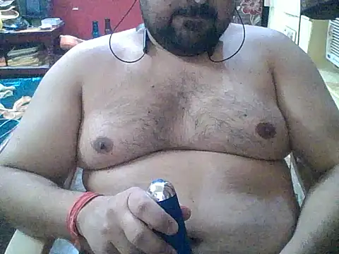 Snapshot of ARYANAVAILABLE chatting on 10-27-25, 10:03 ARYANAVAILABLE online show from 10-27-25, 10:03