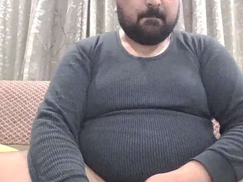 Snapshot of ARYANAVAILABLE chatting on 12-18-25, 05:35 ARYANAVAILABLE online show from 12-18-25, 05:35