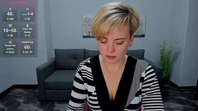 Snapshot of Julia_Wilsone chatting on 12-03-24, 06:59 Julia Wilsone online show from 12-03-24, 06:59