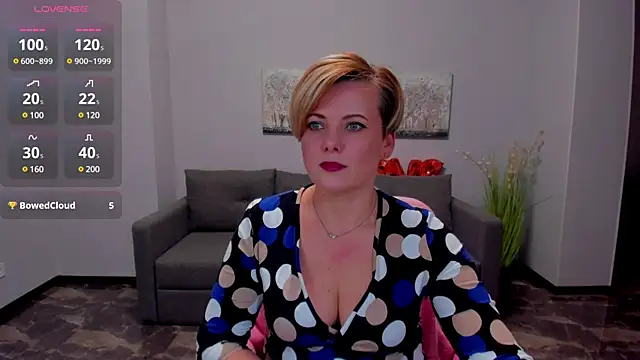 Snapshot of Julia_Wilsone chatting on 02-19-25, 01:28 Julia Wilsone online show from 02-19-25, 01:28