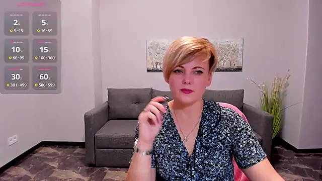 Snapshot of Julia_Wilsone chatting on 03-12-25, 12:57 Julia Wilsone online show from 03-12-25, 12:57