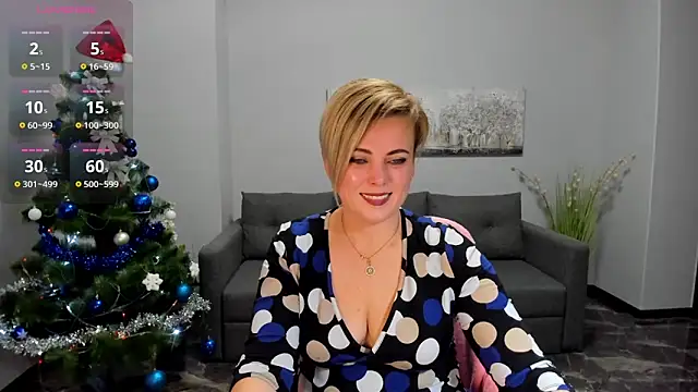 Snapshot of Julia_Wilsone chatting on 12-17-25, 01:17 Julia Wilsone online show from 12-17-25, 01:17