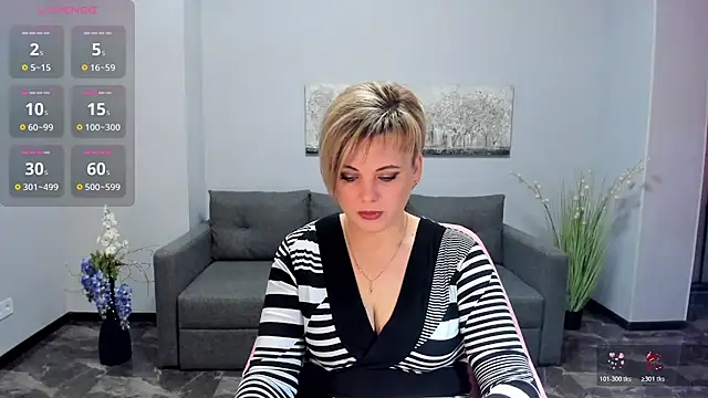 Julia Wilsone online show from 01-14-26, 06:52