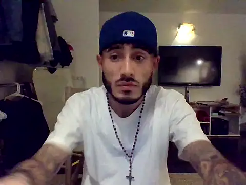 tengocanicas online show from 12-21-24, 03:14