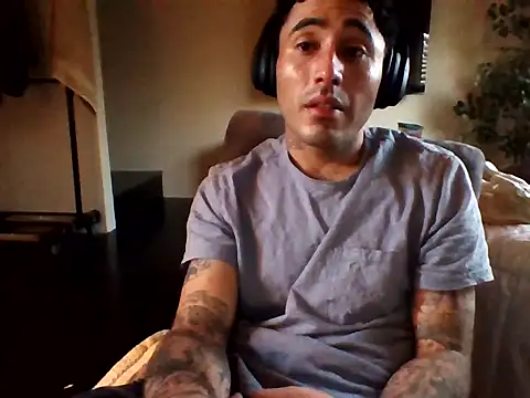 tengocanicas online show from 10-17-25, 12:47