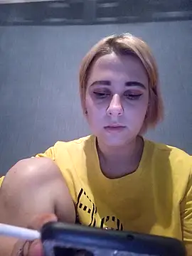 Gussie Bridie online show from 12-07-24, 01:07