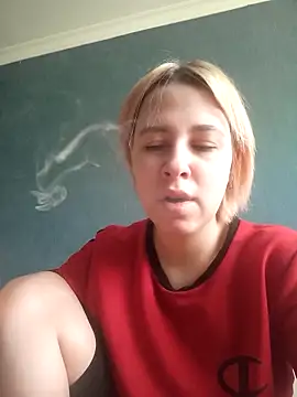 Gussie Bridie online show from 12-24-24, 09:06