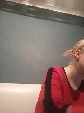 Gussie Bridie online show from 01-04-25, 03:28