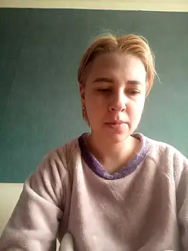 Gussie Bridie online show from 01-13-25, 08:58