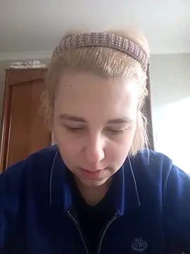 Gussie Bridie online show from 01-19-25, 07:57