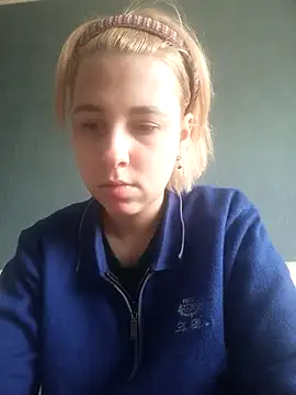 Gussie Bridie online show from 01-20-25, 09:13