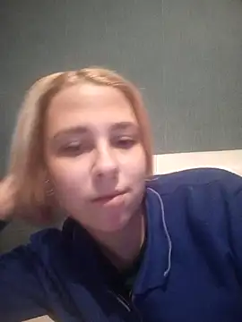 Gussie Bridie online show from 01-20-25, 02:36