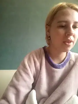 Gussie Bridie online show from 01-24-25, 08:55