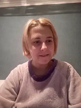 Gussie Bridie online show from 01-24-25, 02:08