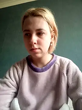 Gussie Bridie online show from 02-02-25, 07:20