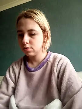 Gussie Bridie online show from 02-03-25, 08:02