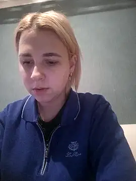 Gussie Bridie online show from 02-08-25, 02:38