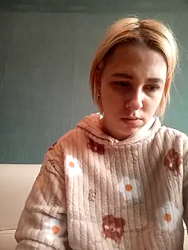 Gussie Bridie online show from 02-17-25, 07:37