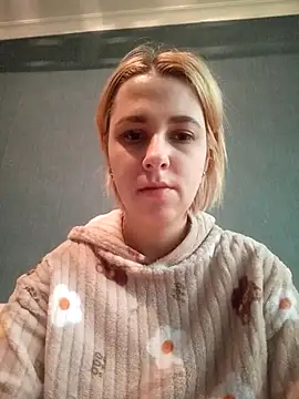 Gussie Bridie online show from 02-18-25, 07:10