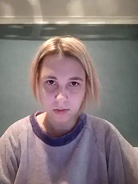 Gussie Bridie online show from 02-20-25, 02:02