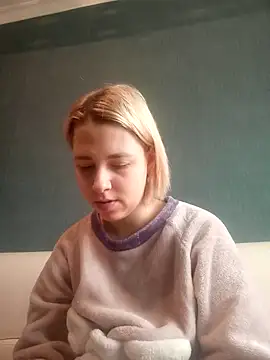 Gussie Bridie online show from 02-26-25, 02:46