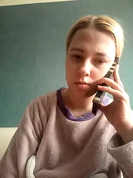 Gussie Bridie online show from 03-01-25, 06:24