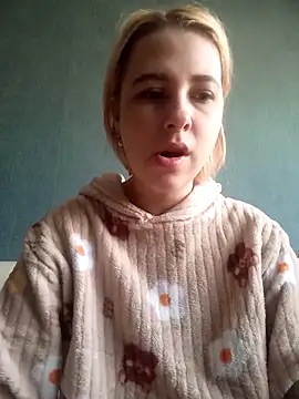 Gussie Bridie online show from 03-06-25, 07:25