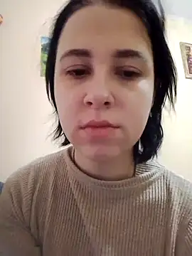 Gussie Bridie online show from 10-04-25, 04:54