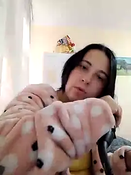 Gussie Bridie online show from 10-09-25, 04:32