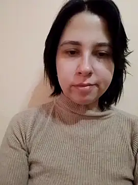 Gussie Bridie online show from 10-14-25, 05:08