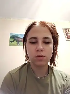 Gussie Bridie online show from 10-27-25, 05:44