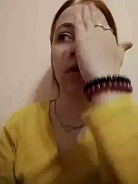 Gussie Bridie online show from 11-04-25, 04:44