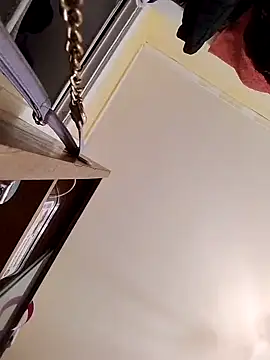 Gussie Bridie online show from 11-12-25, 04:46