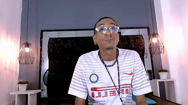 Jose Smoke online show from 01-30-25, 03:44