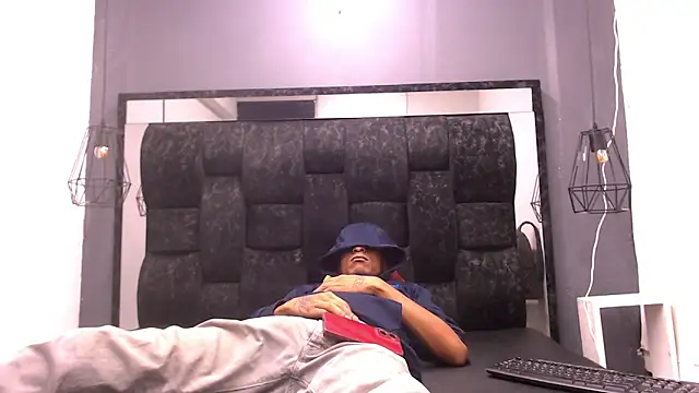 Jose Smoke online show from 10-08-25, 03:15