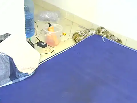 Snapshot of ebonyangie chatting on 11-15-25, 07:32 ebonyangie online show from 11-15-25, 07:32