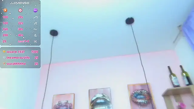 Vaioletcooper online show from 02-13-25, 10:33