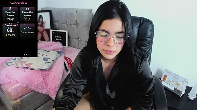 Snapshot of _Vicky_sweet chatting on 02-07-25, 11:55 Vicky sweet online show from 02-07-25, 11:55
