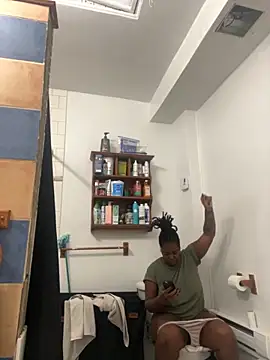 Goddess Nafeesha online show from 11-05-25, 05:46