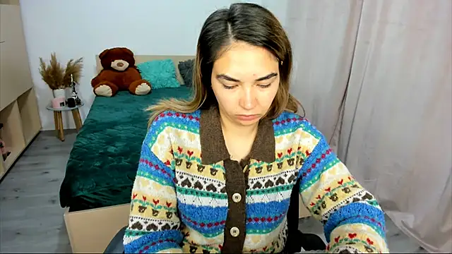 Alexa Dolly12 online show from 09-25-25, 05:44