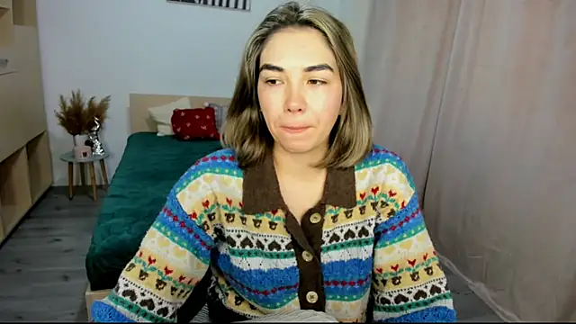 Alexa Dolly12 online show from 12-19-25, 08:10