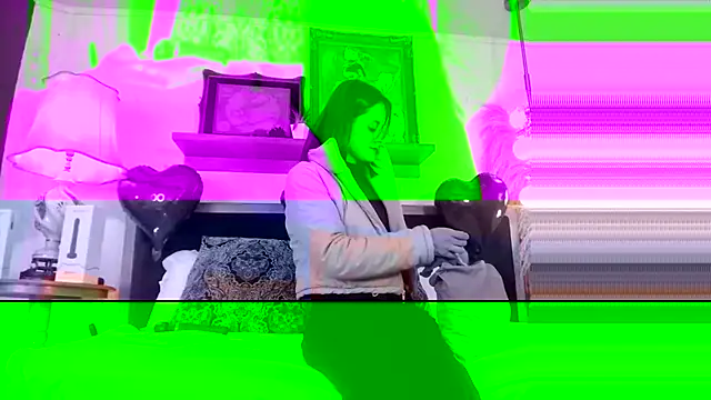 Snapshot of Alice_milf_ chatting on 02-10-25, 11:25 Alice milf online show from 02-10-25, 11:25