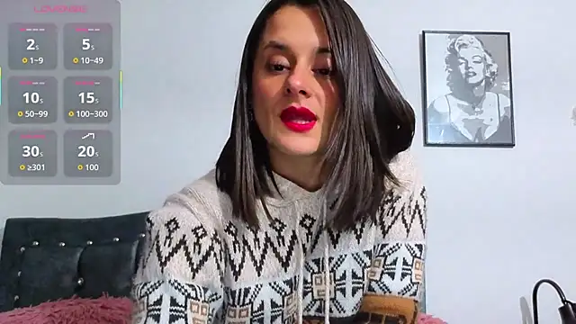 Snapshot of Alice_milf_ chatting on 09-29-25, 11:15 Alice milf online show from 09-29-25, 11:15